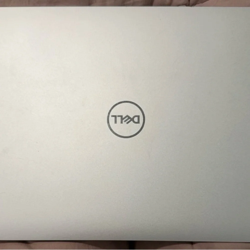 XPS 17 9700 Dell Laptop & Kate Spade Laptop Case